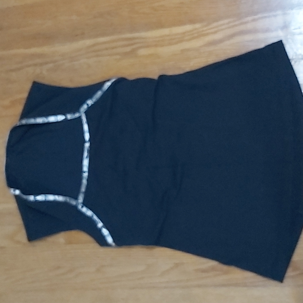 Lululemon  sleeveless top